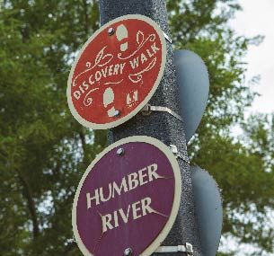 <h1>WALK OR RIDE</h1><p>The Humber River Recreational Trail/Bike Path connects to Lake Ontario’s Waterfront Bike Trail.</p>